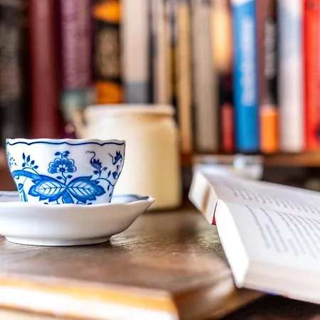 Cruwzo I With Balcony, Garden And Terrace בית נופש *