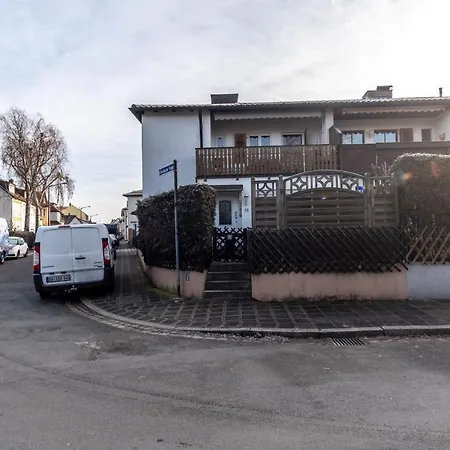 Cruwzo I With Balcony, Garden And Terrace * נירנברג