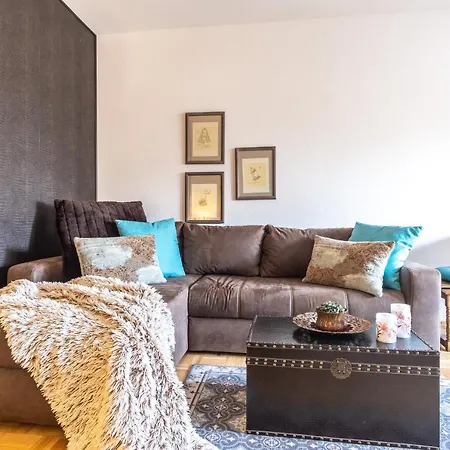 Cruwzo I With Balcony, Garden And Terrace * נירנברג