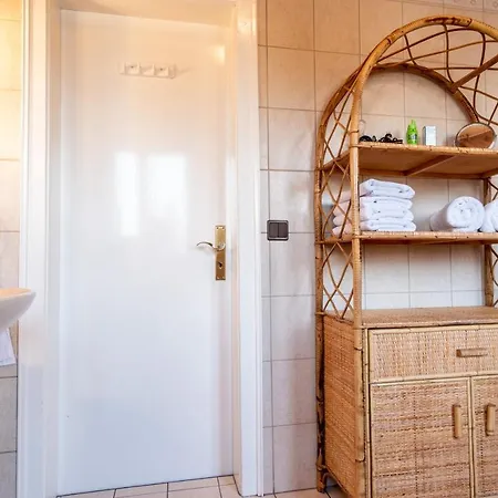 Holiday home Cruwzo I With Balcony, Garden And Terrace *