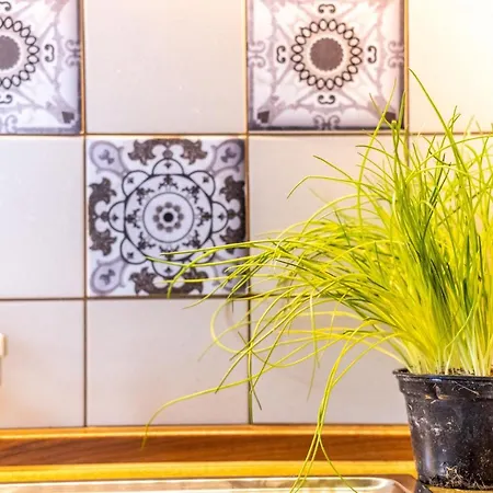 בית נופש Cruwzo I With Balcony, Garden And Terrace נירנברג